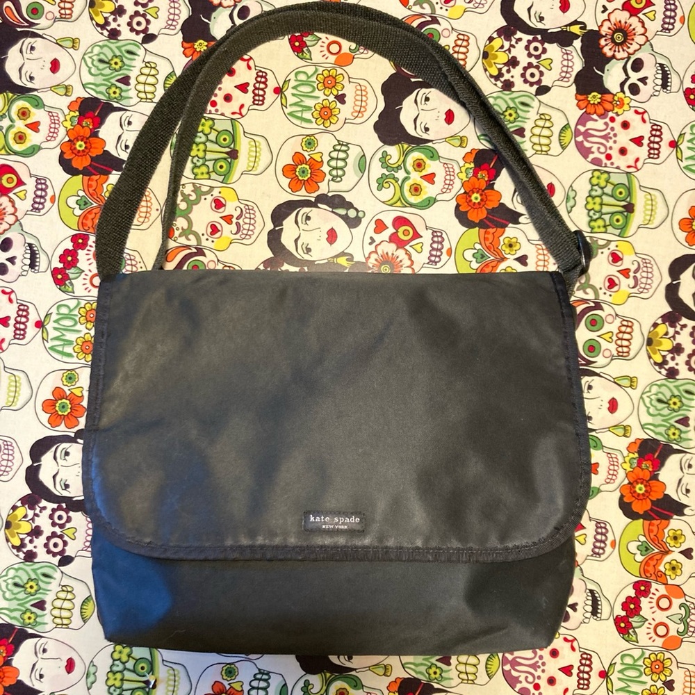 Kate Spade Original Vintage Black Nylon Messenger Bag with adjustable strap